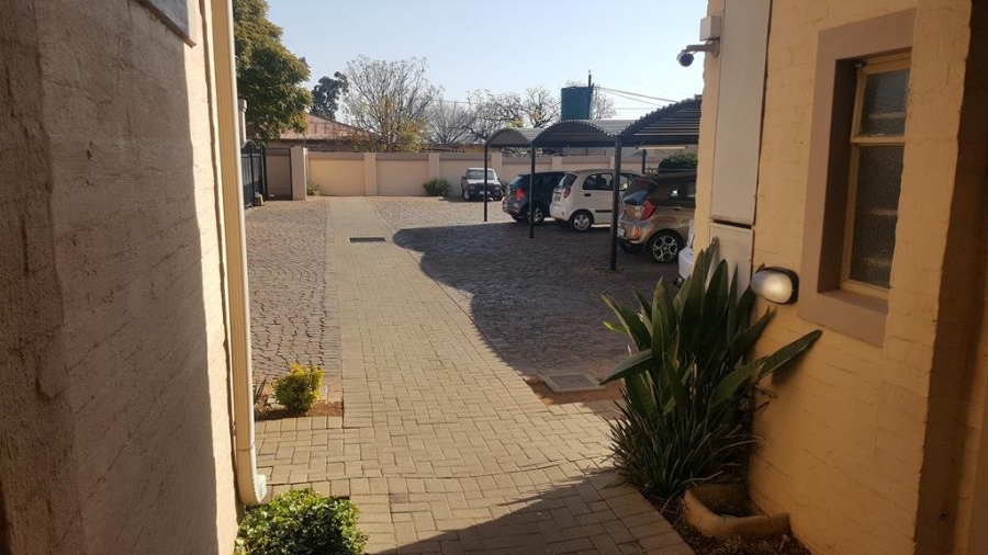 To Let 2 Bedroom Property for Rent in Claremont Gauteng