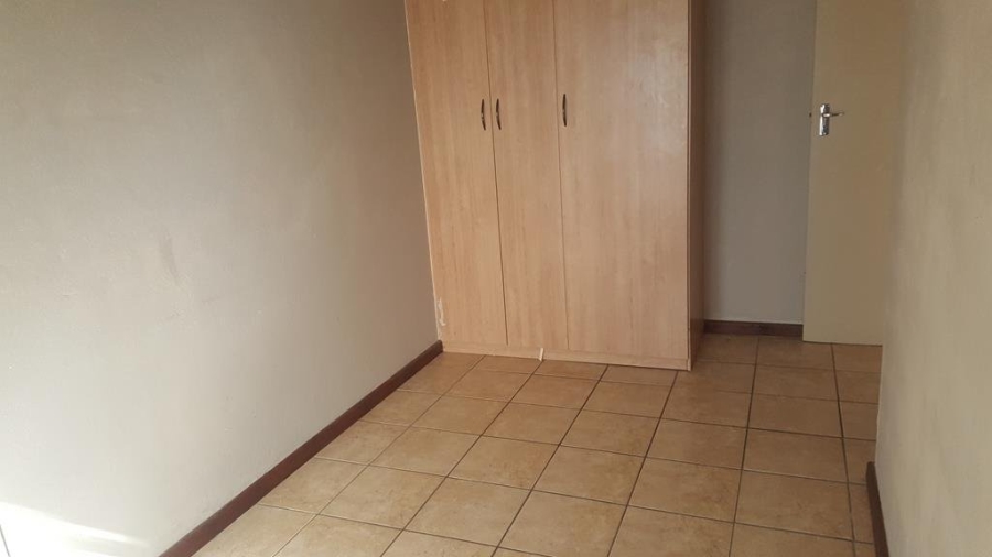 To Let 2 Bedroom Property for Rent in Claremont Gauteng