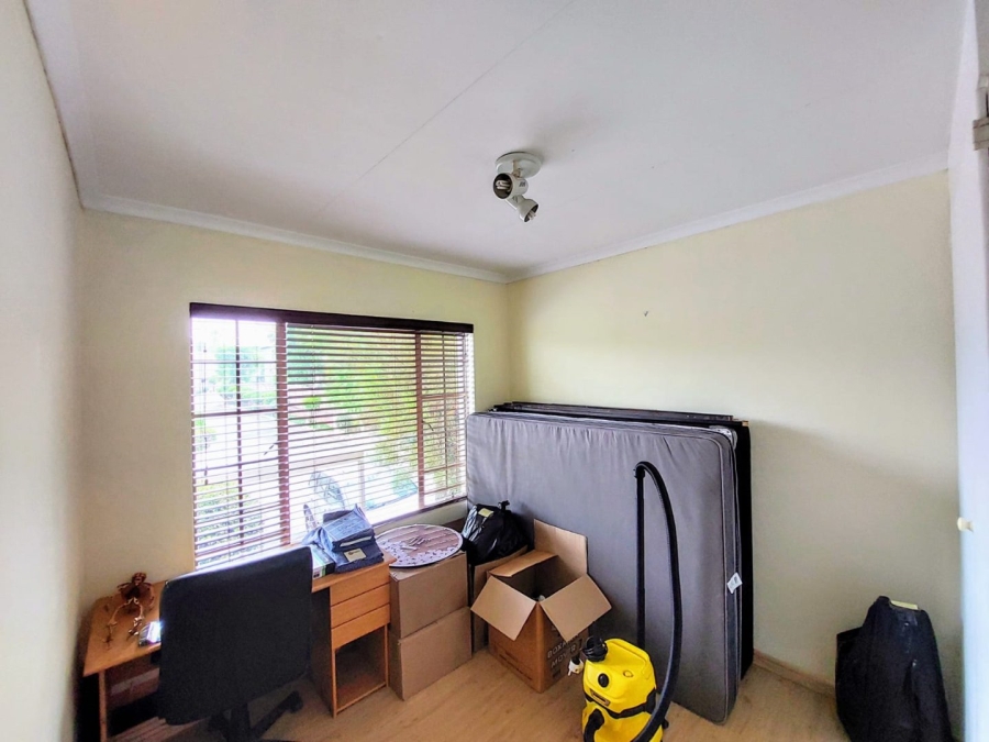 2 Bedroom Property for Sale in Sonneglans Gauteng