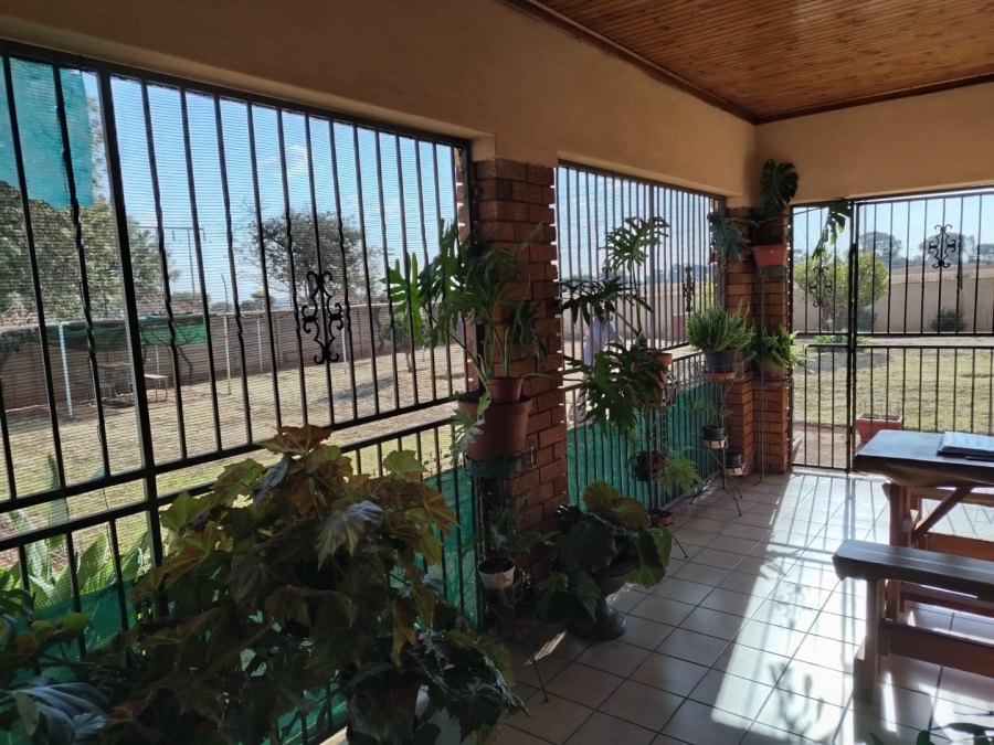 4 Bedroom Property for Sale in Nelsonia Gauteng