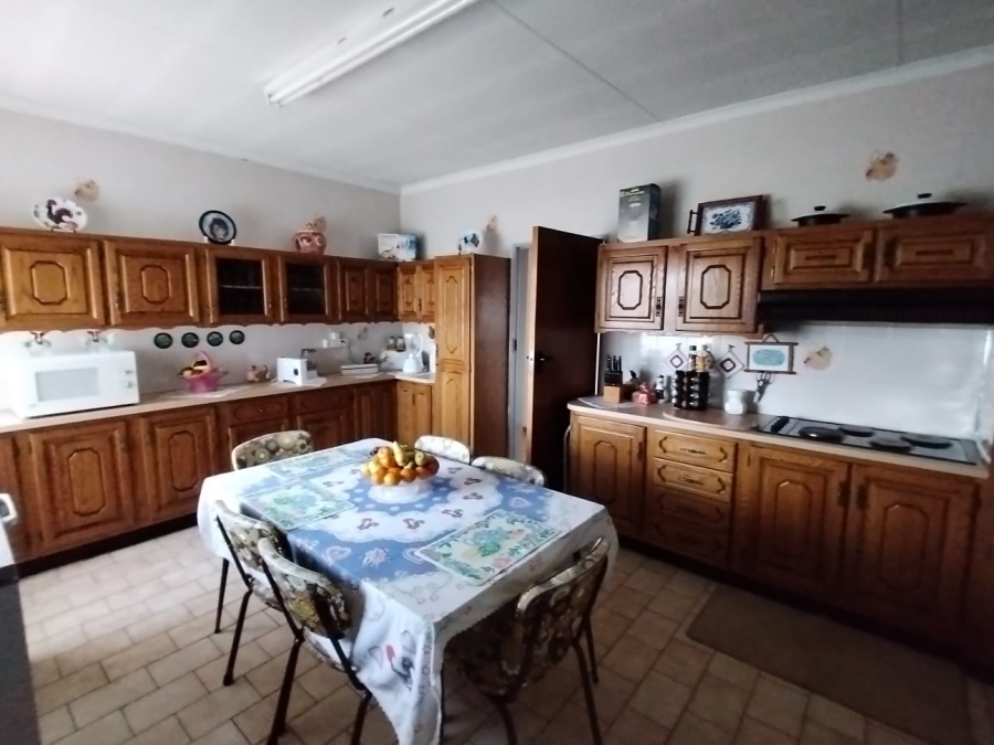 4 Bedroom Property for Sale in Nelsonia Gauteng