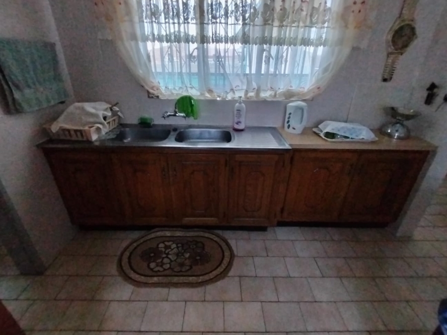 4 Bedroom Property for Sale in Nelsonia Gauteng