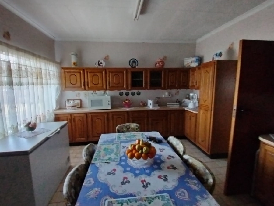 4 Bedroom Property for Sale in Nelsonia Gauteng