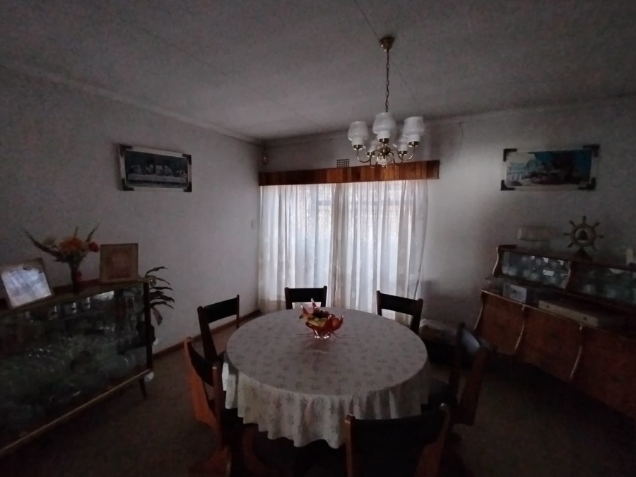 4 Bedroom Property for Sale in Nelsonia Gauteng