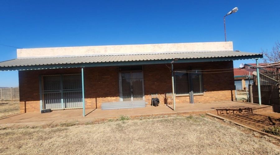 4 Bedroom Property for Sale in Nelsonia Gauteng