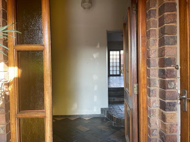 To Let 4 Bedroom Property for Rent in Newclare Gauteng