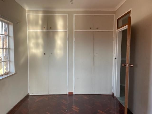 To Let 4 Bedroom Property for Rent in Newclare Gauteng