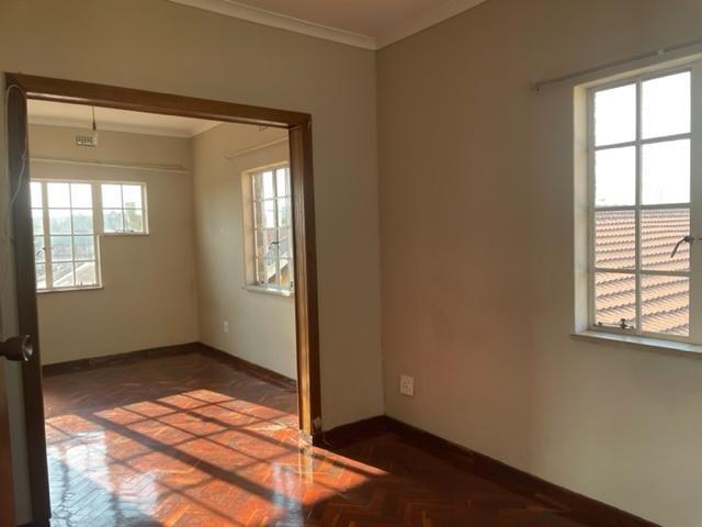 To Let 4 Bedroom Property for Rent in Newclare Gauteng