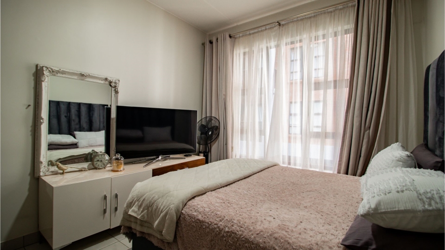 To Let 1 Bedroom Property for Rent in Kensington Gauteng