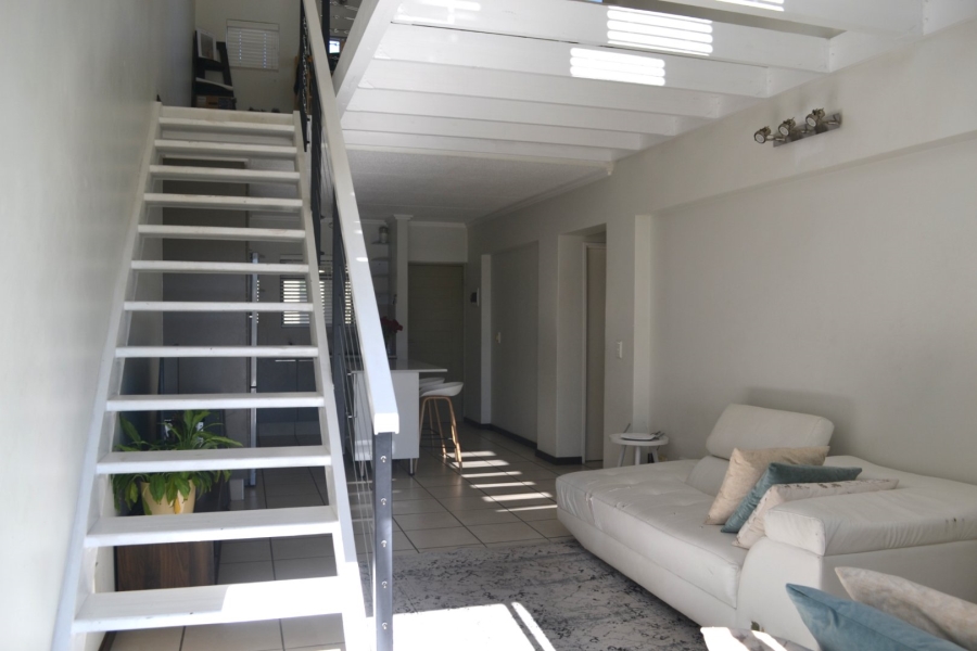 To Let 2 Bedroom Property for Rent in Bryanston Gauteng