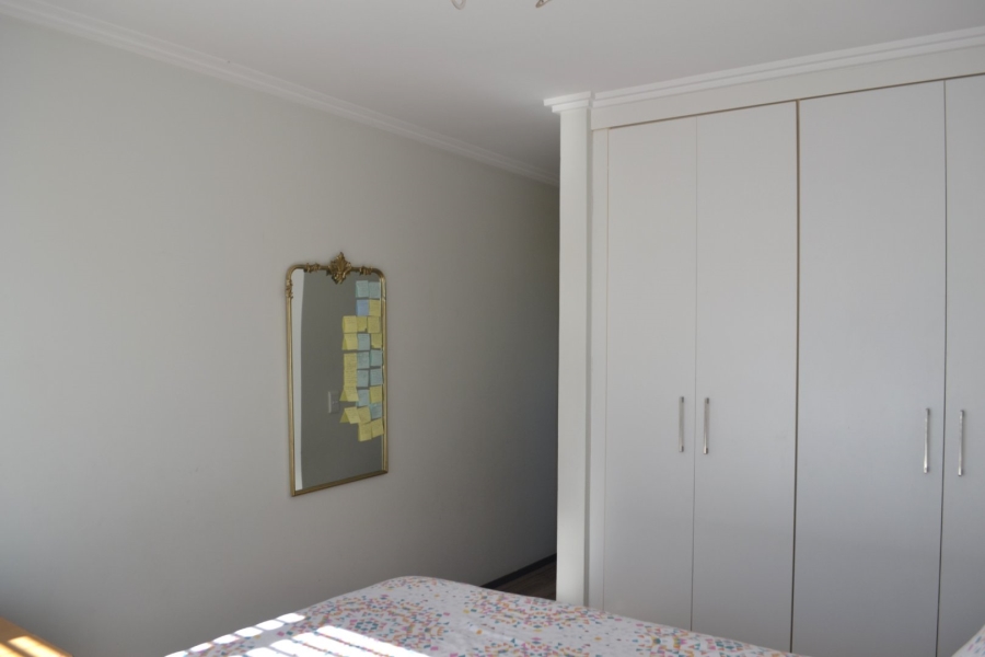 To Let 2 Bedroom Property for Rent in Bryanston Gauteng
