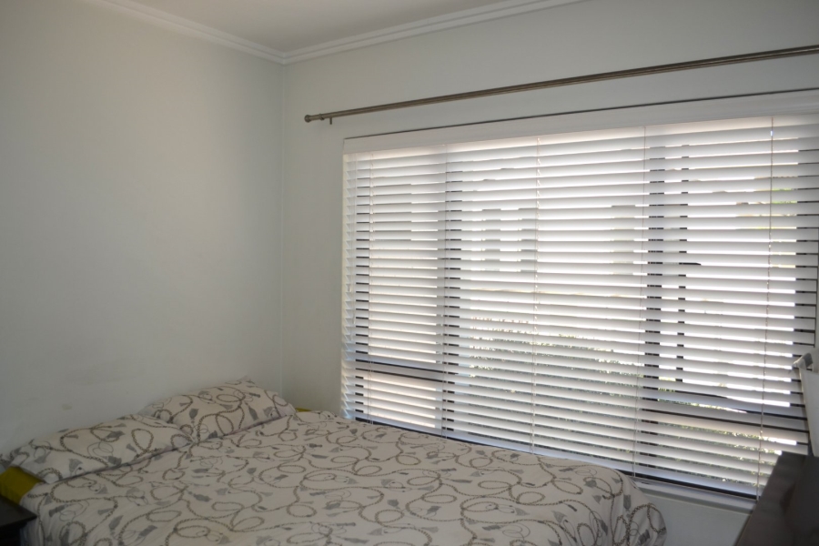 To Let 2 Bedroom Property for Rent in Bryanston Gauteng