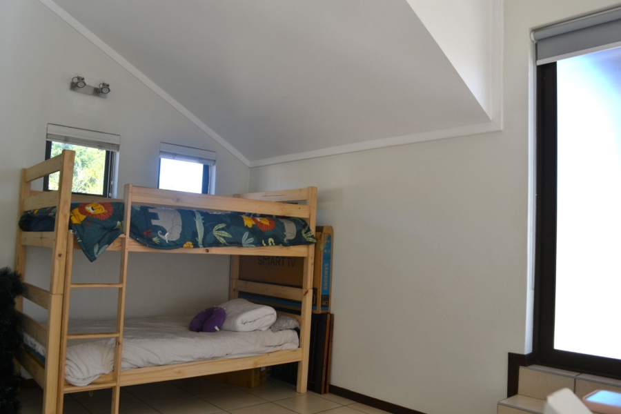 To Let 2 Bedroom Property for Rent in Bryanston Gauteng