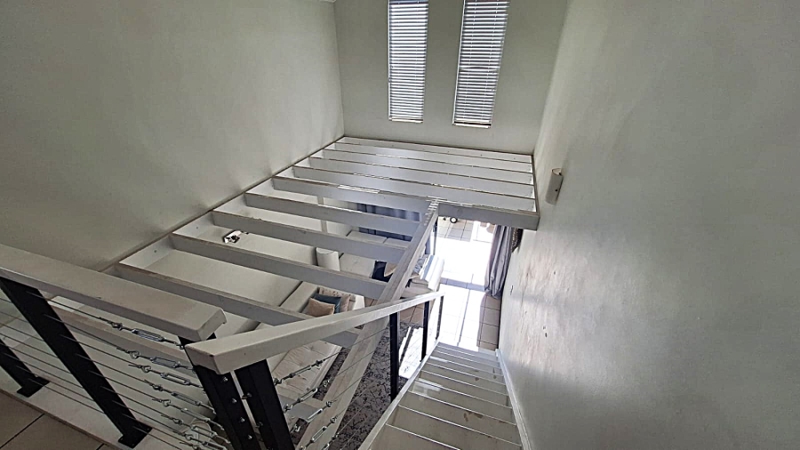 To Let 2 Bedroom Property for Rent in Bryanston Gauteng
