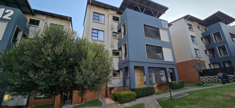 3 Bedroom Property for Sale in Oakdene Gauteng