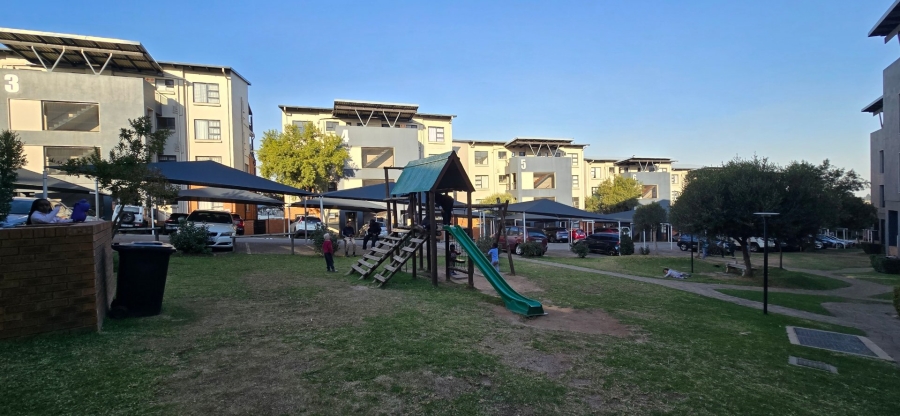 3 Bedroom Property for Sale in Oakdene Gauteng