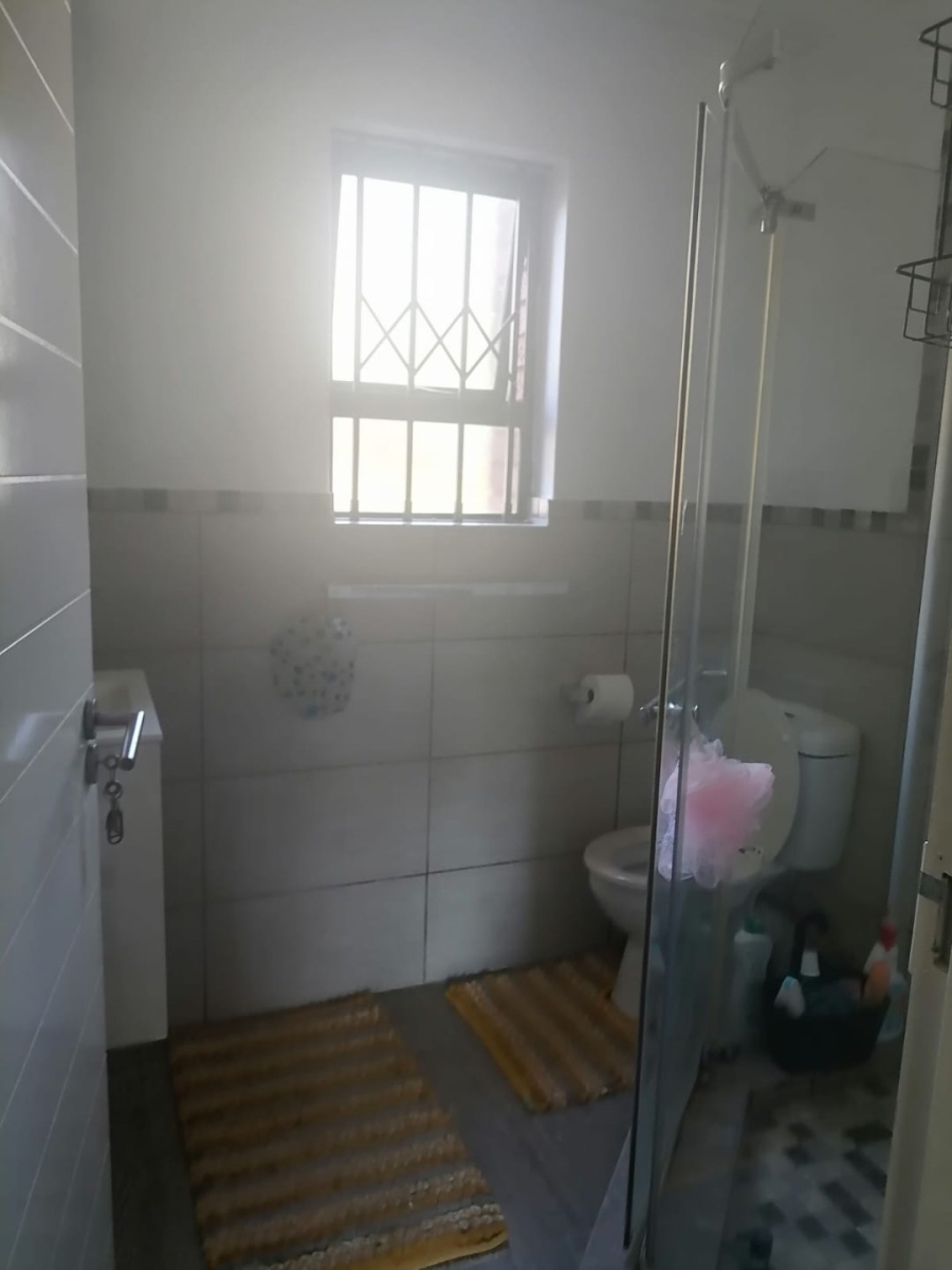 To Let 1 Bedroom Property for Rent in Isandovale Gauteng