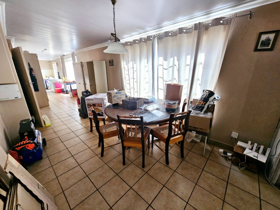 To Let 2 Bedroom Property for Rent in Lyttelton Manor Gauteng