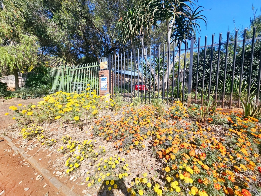 To Let 2 Bedroom Property for Rent in Lyttelton Manor Gauteng