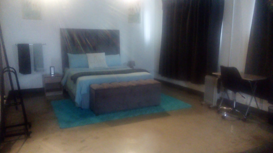 1 Bedroom Property for Sale in Jeppestown Gauteng