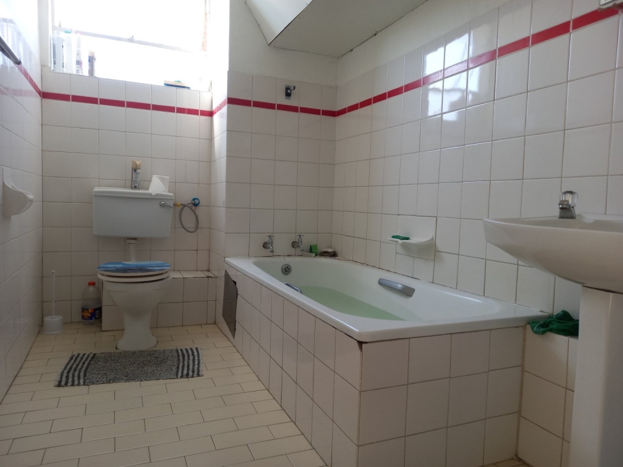 1 Bedroom Property for Sale in Pretoria Gauteng