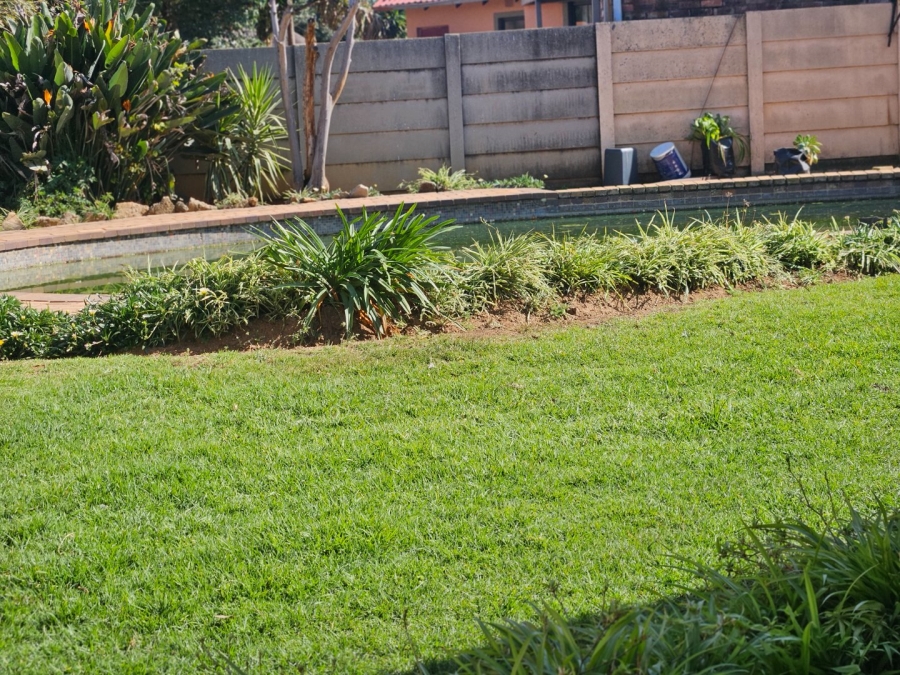 3 Bedroom Property for Sale in Crystal Park Gauteng