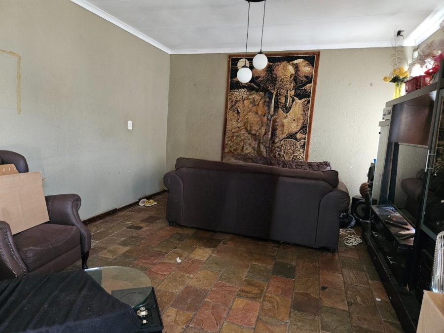 3 Bedroom Property for Sale in Crystal Park Gauteng
