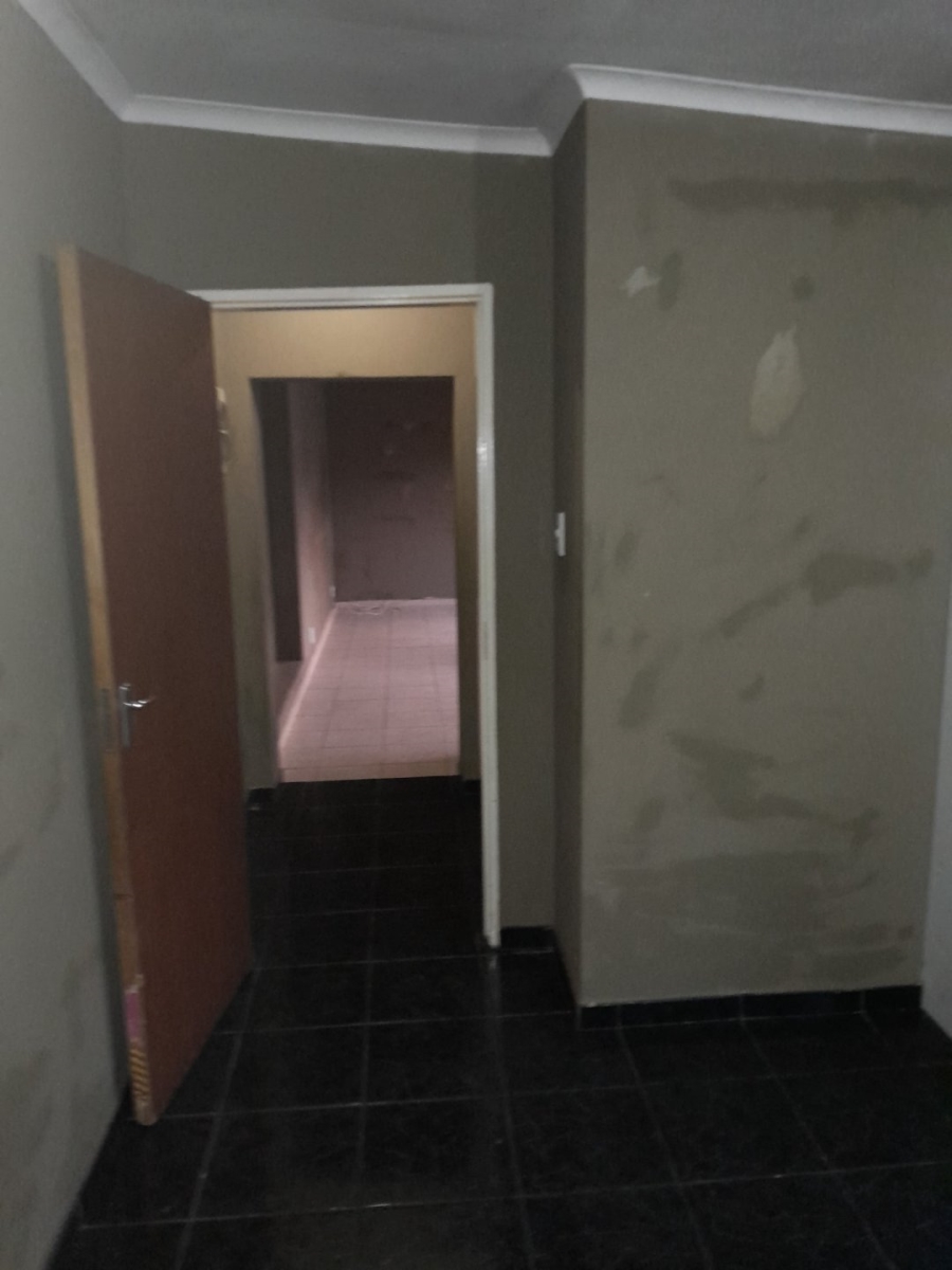 3 Bedroom Property for Sale in Crystal Park Gauteng