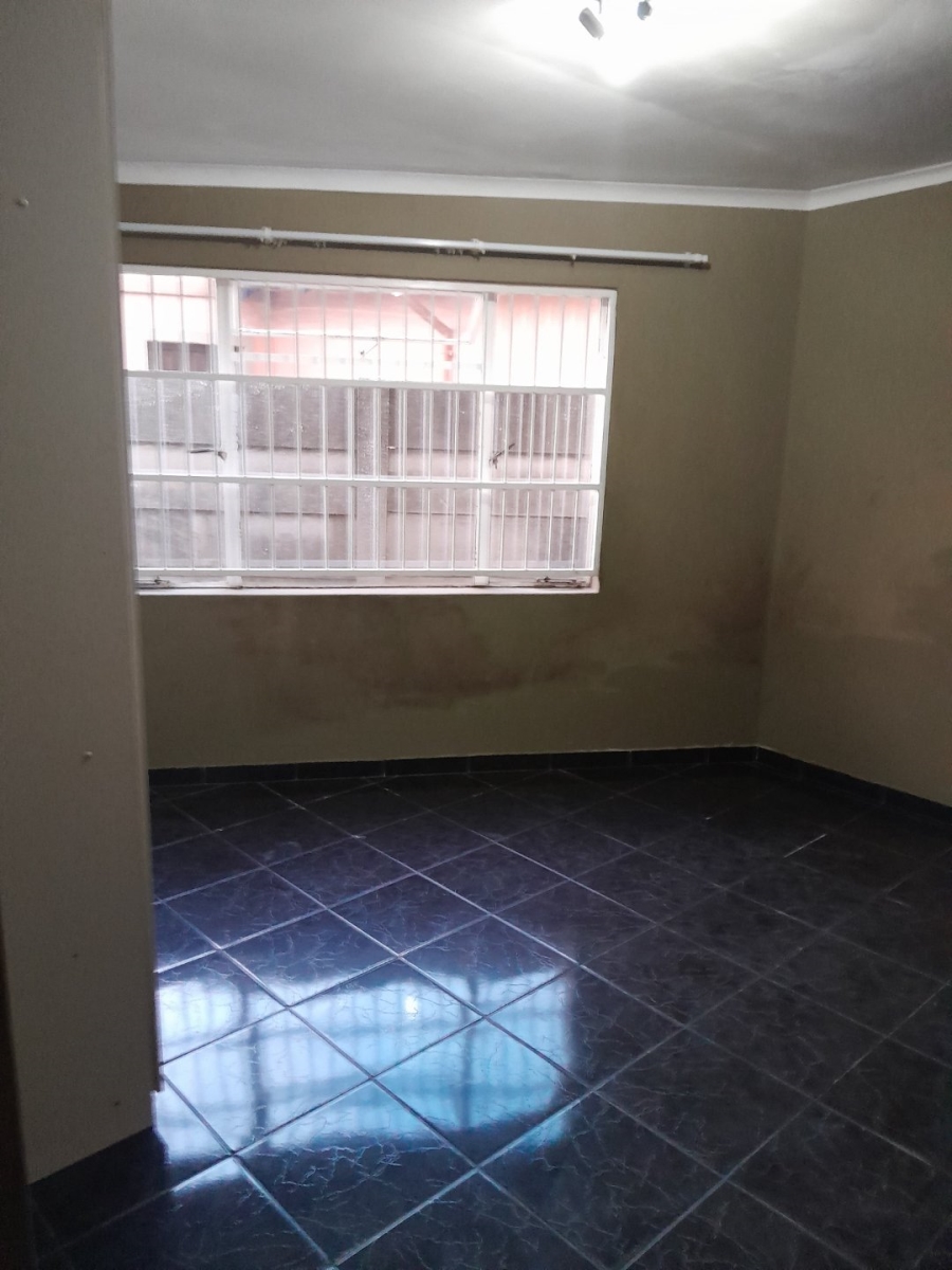 3 Bedroom Property for Sale in Crystal Park Gauteng