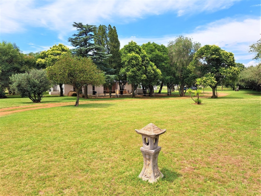 5 Bedroom Property for Sale in De Deur Gauteng