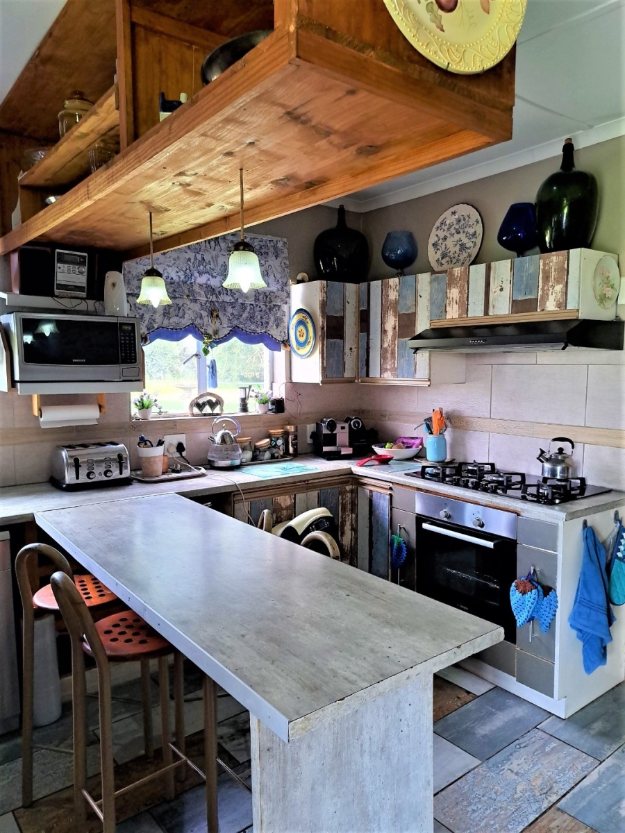 5 Bedroom Property for Sale in De Deur Gauteng