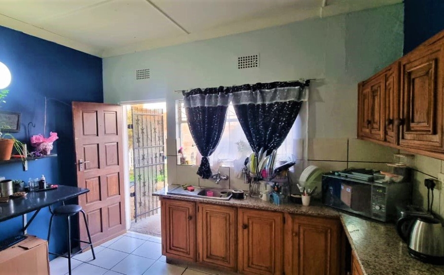 5 Bedroom Property for Sale in De Deur Gauteng