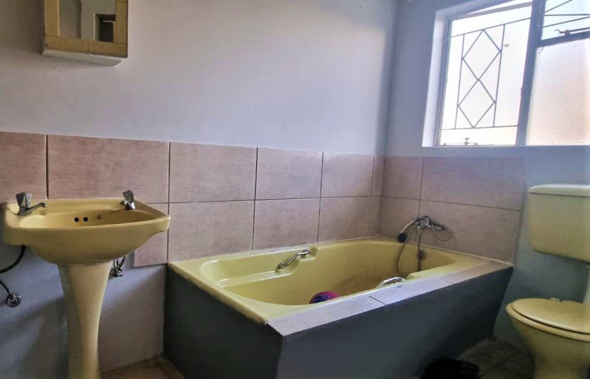 5 Bedroom Property for Sale in De Deur Gauteng