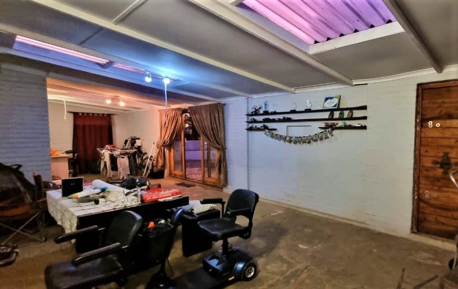 5 Bedroom Property for Sale in De Deur Gauteng