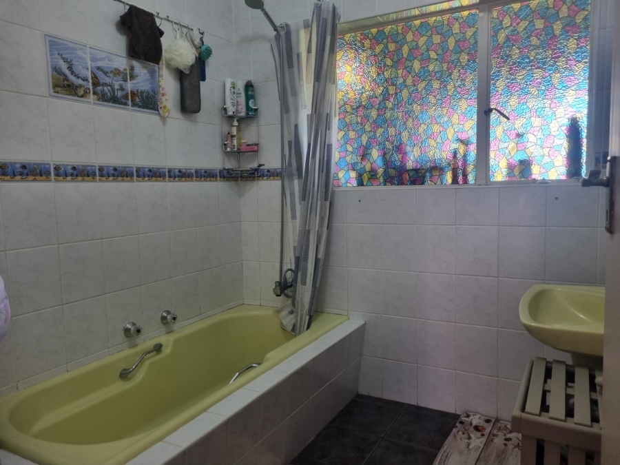5 Bedroom Property for Sale in Vanderbijlpark SW 5 Gauteng