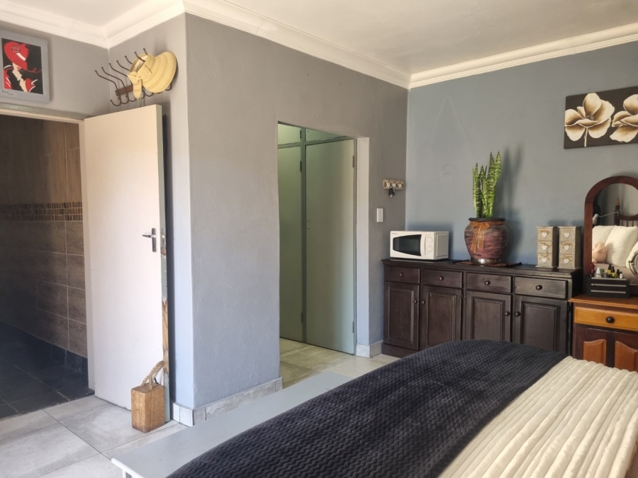 5 Bedroom Property for Sale in Vanderbijlpark SW 5 Gauteng