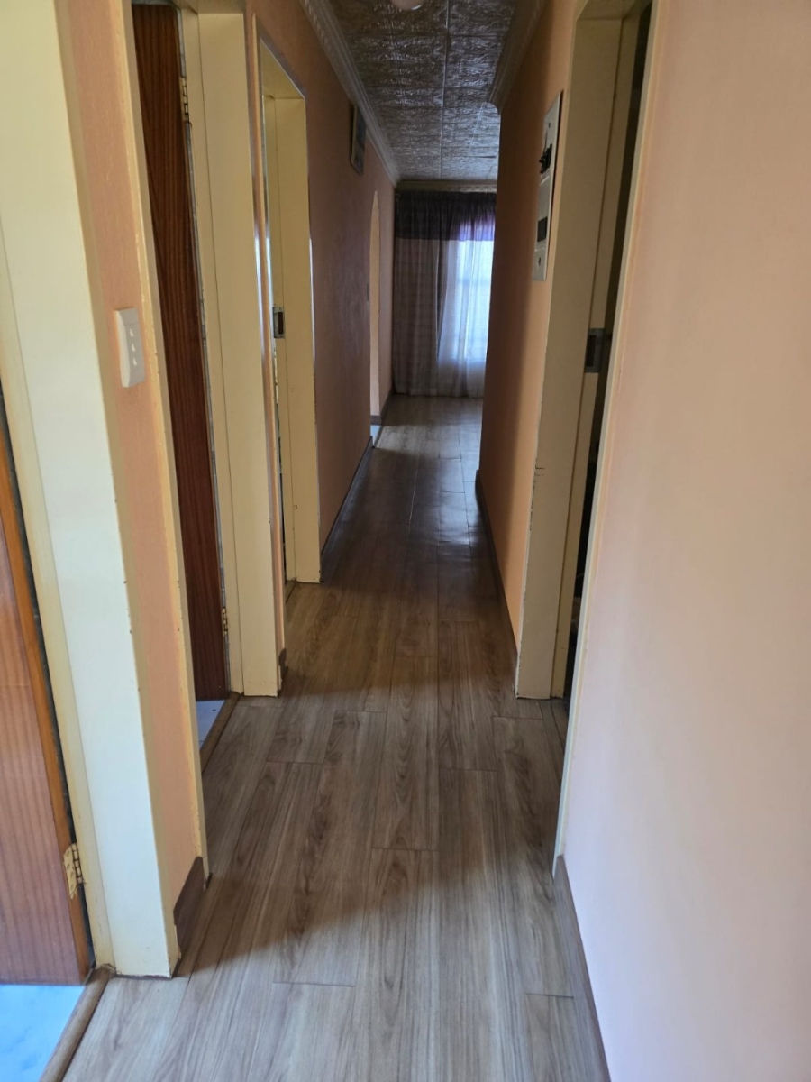 To Let 3 Bedroom Property for Rent in Daveyton Gauteng