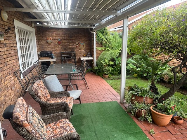 3 Bedroom Property for Sale in Wilro Park Gauteng