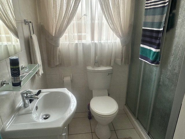 3 Bedroom Property for Sale in Wilro Park Gauteng