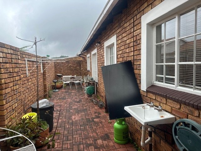 3 Bedroom Property for Sale in Wilro Park Gauteng