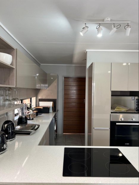 3 Bedroom Property for Sale in Rooihuiskraal Gauteng