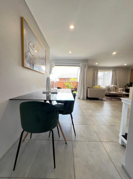 3 Bedroom Property for Sale in Rooihuiskraal Gauteng