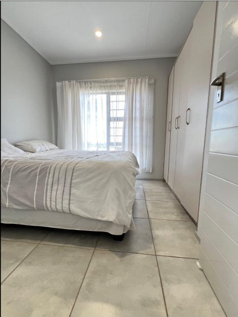 3 Bedroom Property for Sale in Rooihuiskraal Gauteng
