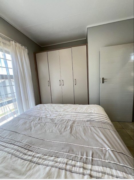 3 Bedroom Property for Sale in Rooihuiskraal Gauteng