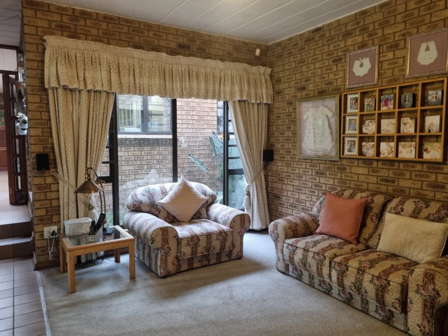 5 Bedroom Property for Sale in Vanderbijlpark SE 3 Gauteng