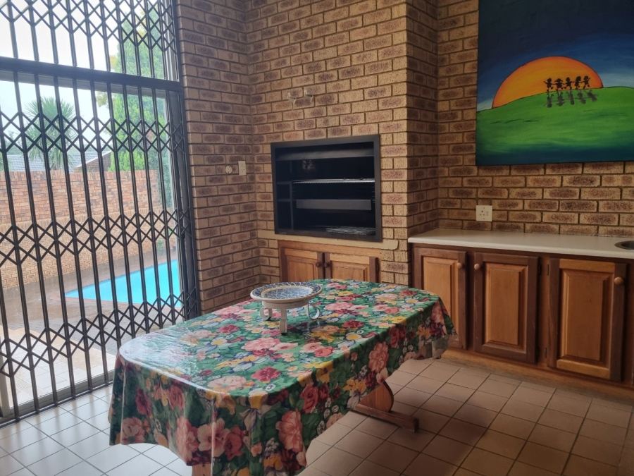 5 Bedroom Property for Sale in Vanderbijlpark SE 3 Gauteng