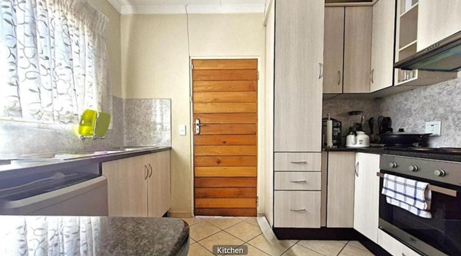 3 Bedroom Property for Sale in Blue Hills Gauteng