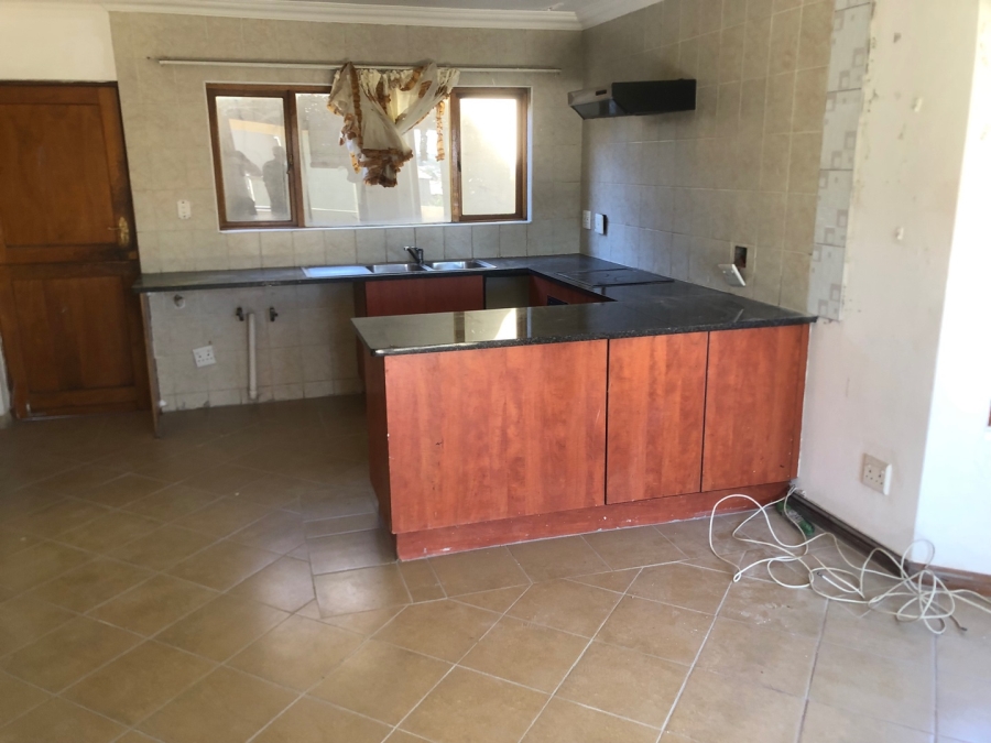 To Let 2 Bedroom Property for Rent in Kyalami Hills Gauteng