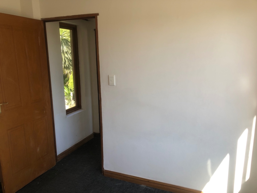 To Let 2 Bedroom Property for Rent in Kyalami Hills Gauteng
