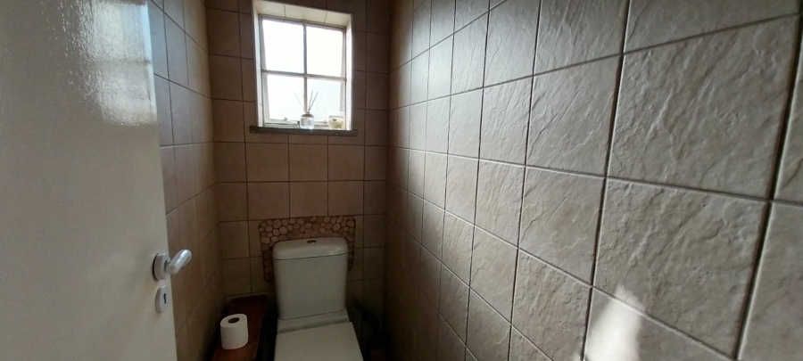 To Let 1 Bedroom Property for Rent in Hurlyvale Gauteng